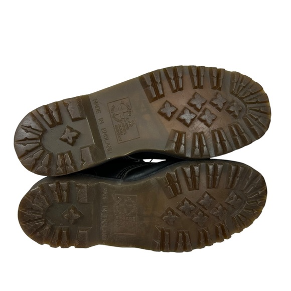 Dr. Doc Martens 1460 Made in England Black Leather Lace Up Boots - Picture 10 of 14